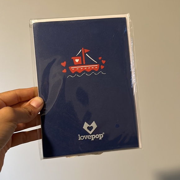 Love pop Valentine’s Day Card "you float my boat" NEW sealed - Picture 6 of 7